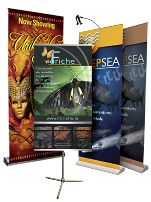 Picture of retractable banner stands for vinyl banner signs